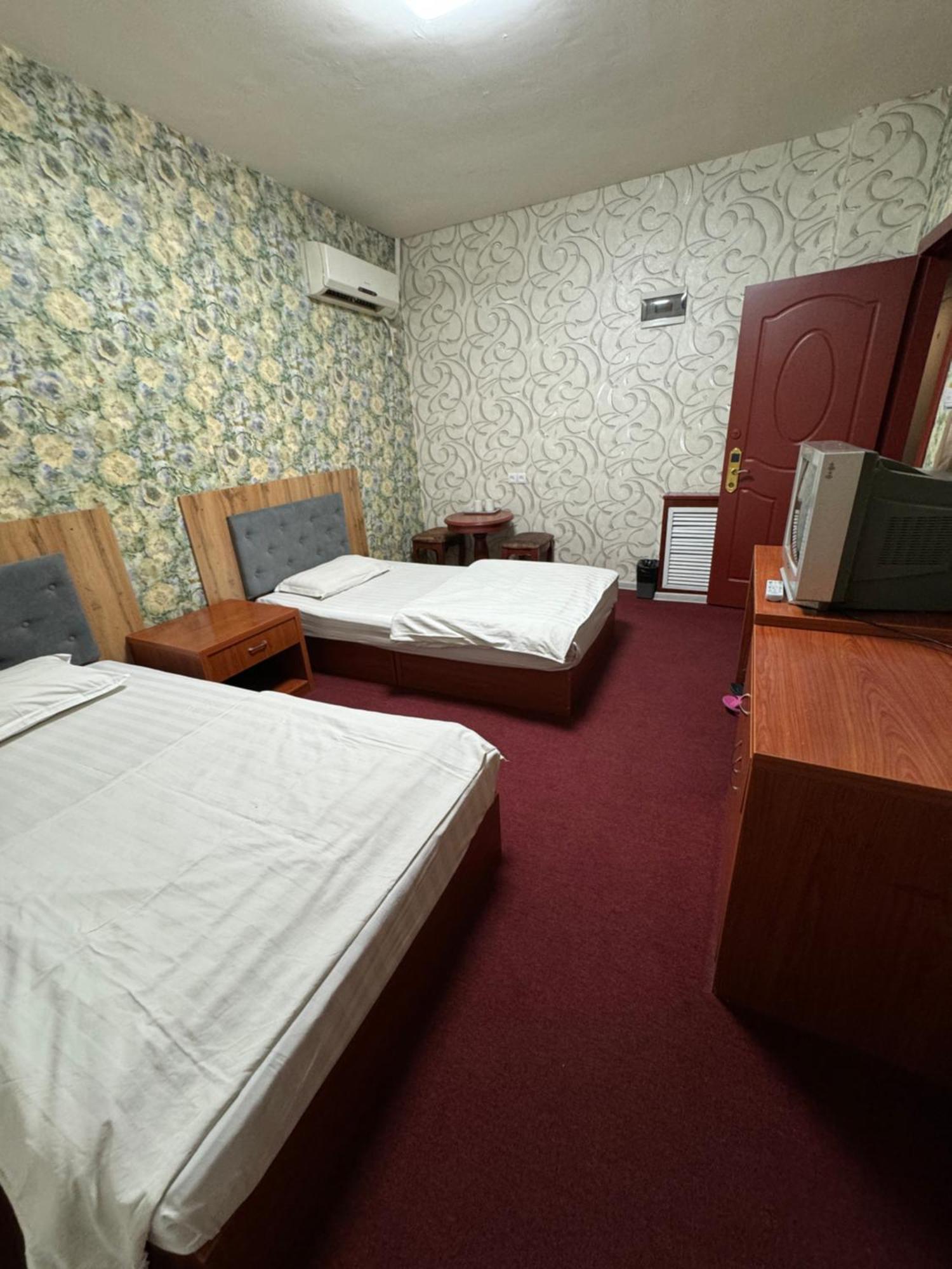 Zolotoi Drakon Hotel 알마티 외부 사진