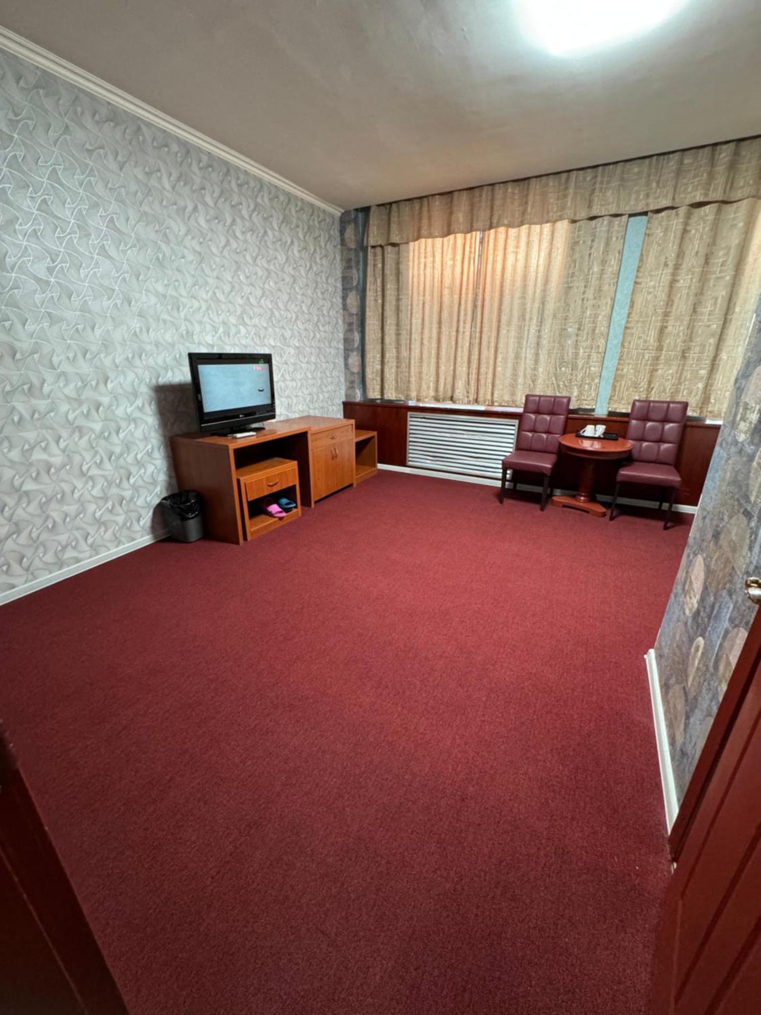 Zolotoi Drakon Hotel 알마티 외부 사진
