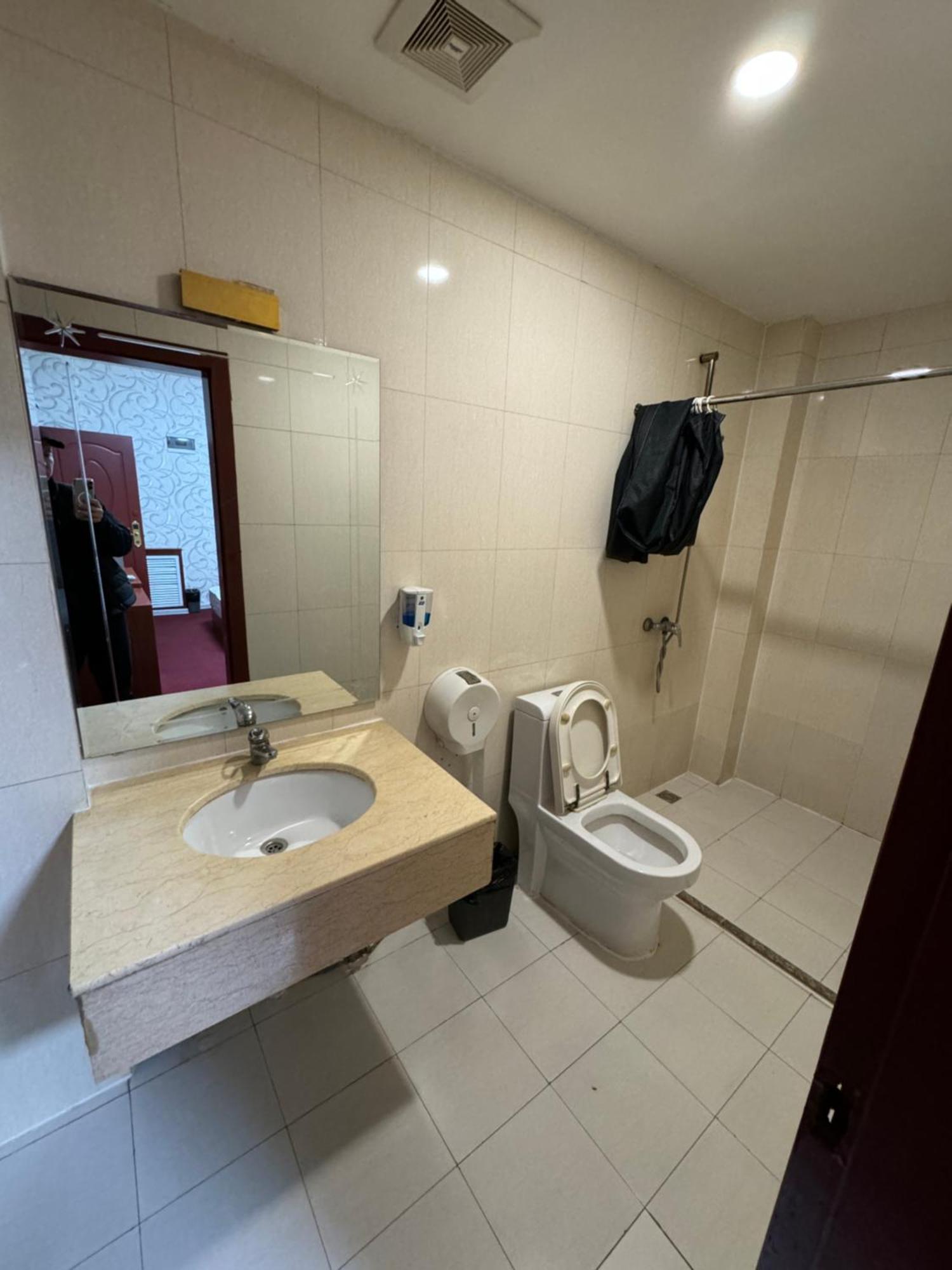 Zolotoi Drakon Hotel 알마티 외부 사진