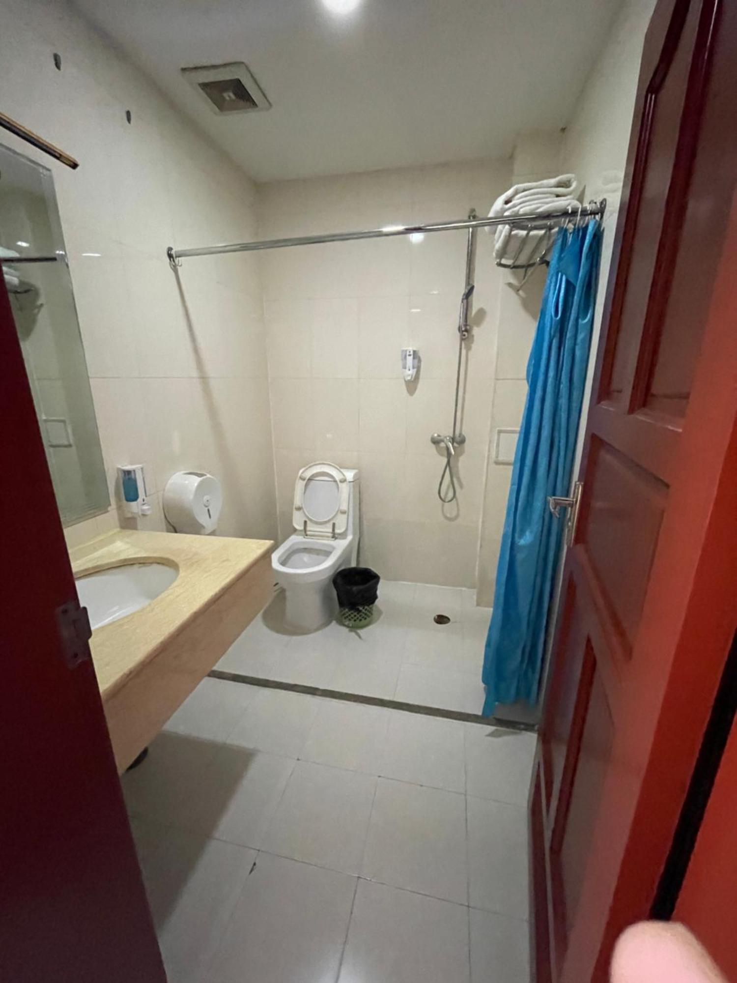 Zolotoi Drakon Hotel 알마티 외부 사진