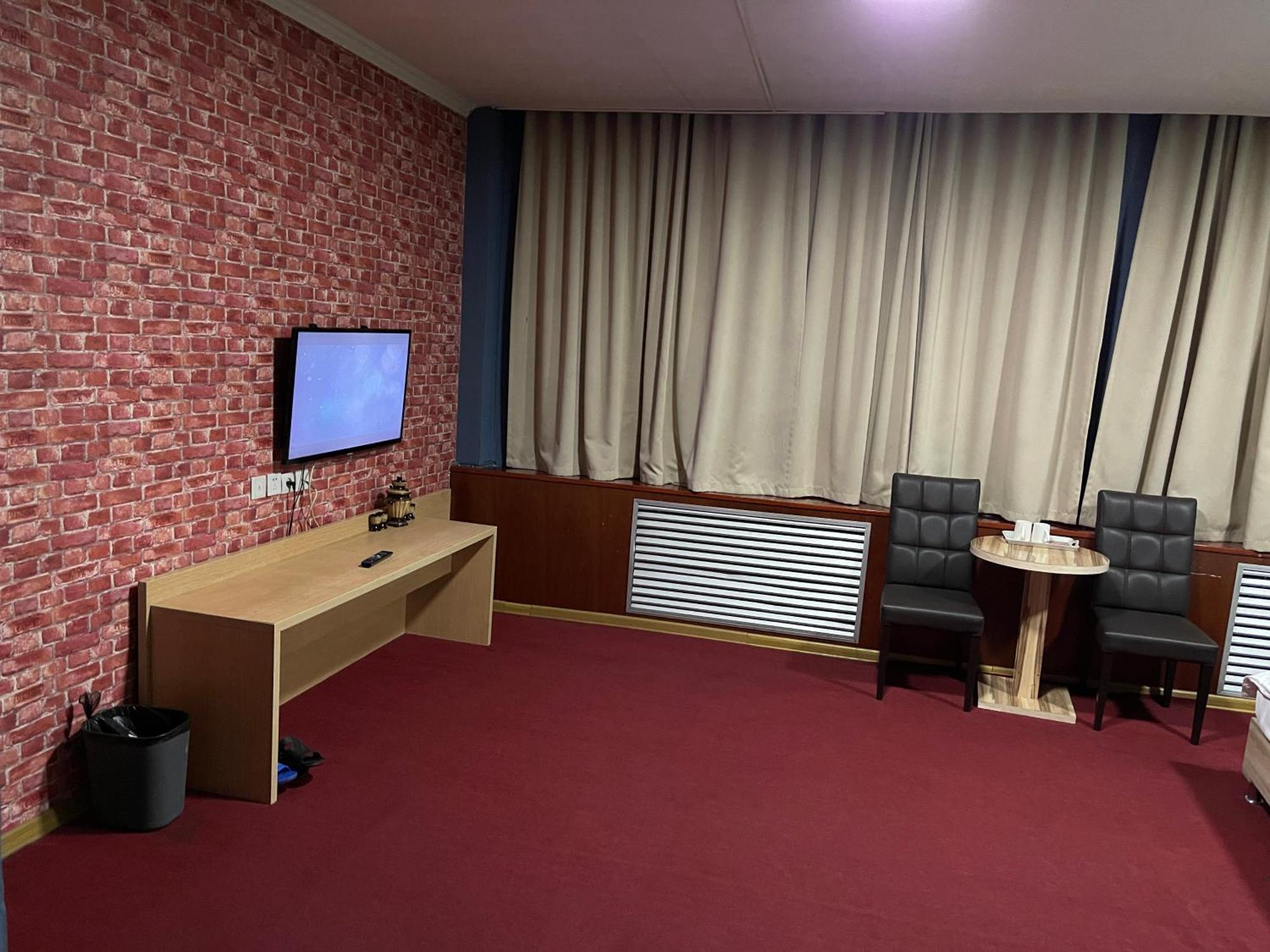 Zolotoi Drakon Hotel 알마티 외부 사진