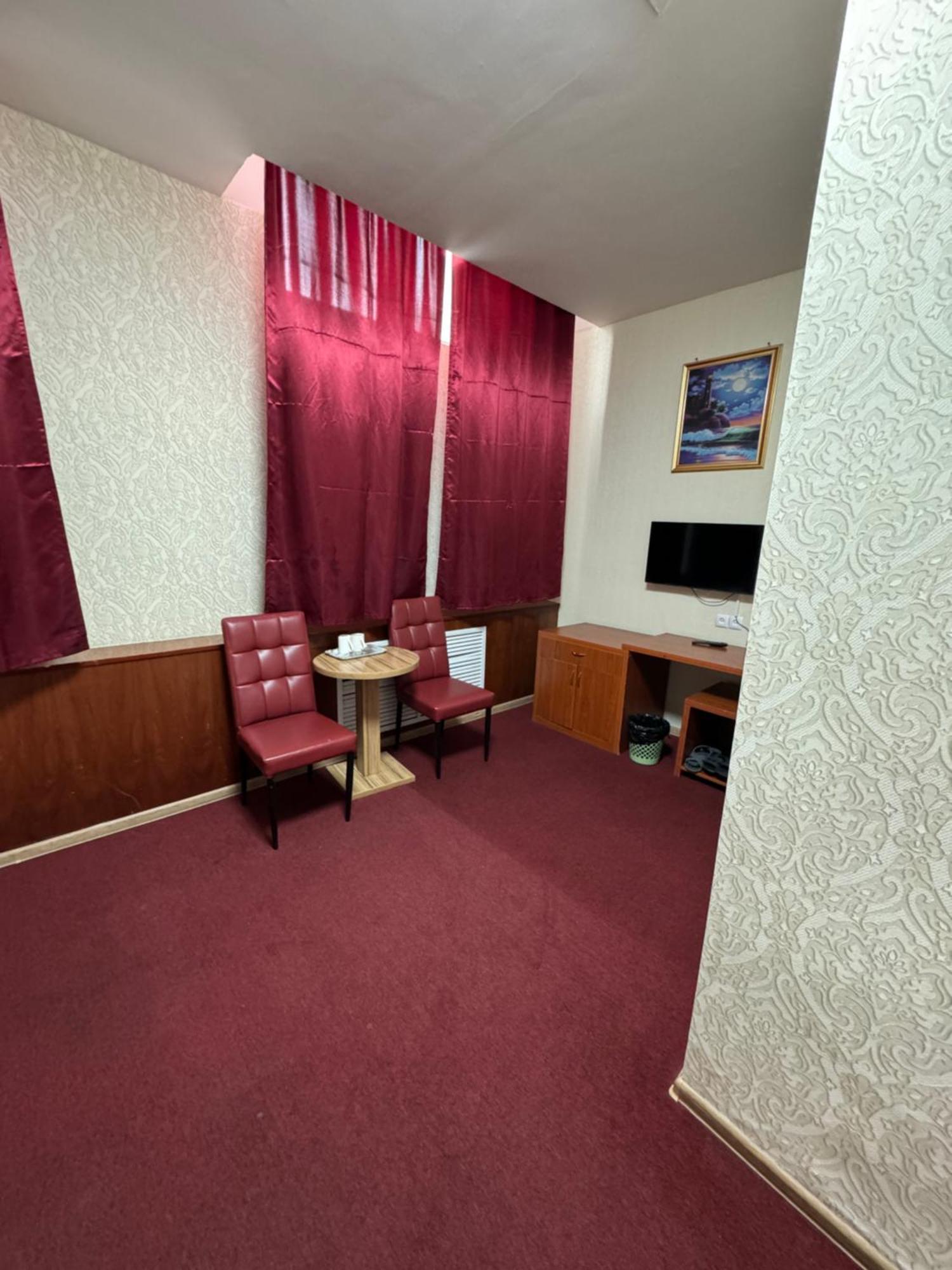Zolotoi Drakon Hotel 알마티 외부 사진