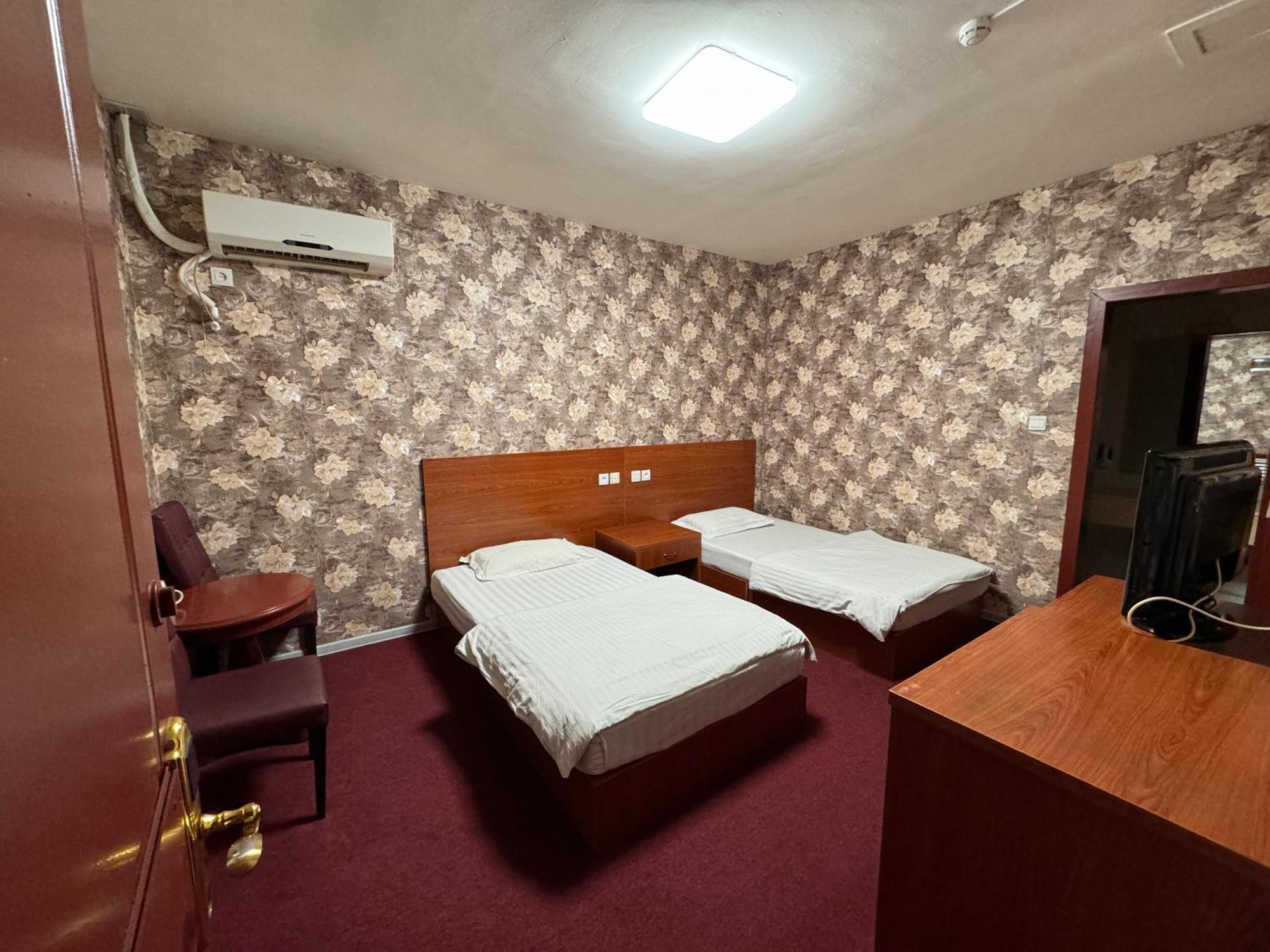 Zolotoi Drakon Hotel 알마티 외부 사진